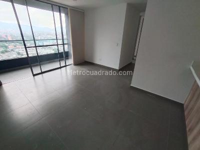 Apartamento de 3 alcobas en arriendo en El Poblado, Medellín, 77 m² · foto 12 de 14