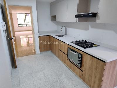 Apartamento en venta en Laureles, Medellín · foto 2 de 20