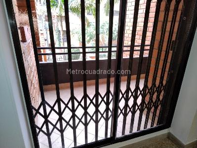 Apartamento en venta en Laureles, Medellín · foto 10 de 20