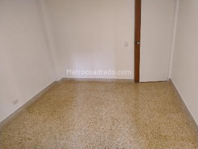 Apartamento en venta en Laureles, Medellín · foto 14 de 20