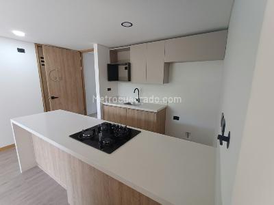 Apartamento de 3 alcobas en arriendo en El Poblado, Medellín, 62 m² · foto 3 de 14