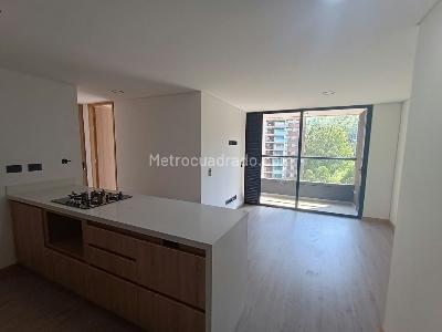 Apartamento de 3 alcobas en arriendo en El Poblado, Medellín, 62 m² · foto 4 de 14