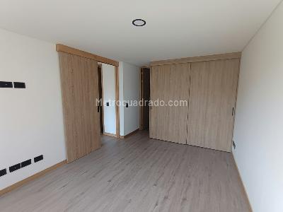 Apartamento de 3 alcobas en arriendo en El Poblado, Medellín, 62 m² · foto 10 de 14