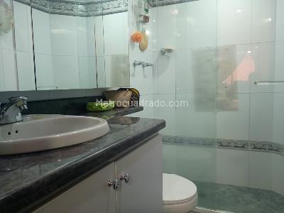 Apartamento de 3 alcobas en venta en Laureles, Medellín, 176 m² · foto 11 de 20