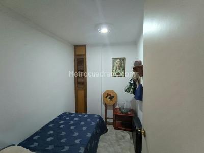 Apartamento de 3 alcobas en venta en Laureles, Medellín, 176 m² · foto 15 de 20