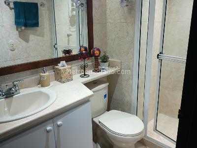 Apartamento de 3 alcobas en venta en Laureles, Medellín, 176 m² · foto 16 de 20