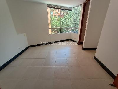 Apartamento de 3 alcobas en arriendo en El Poblado, Medellín, 110 m² · foto 12 de 20