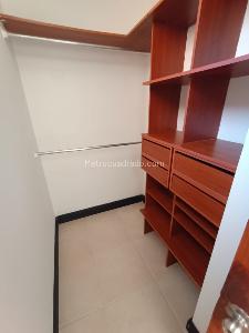 Apartamento de 3 alcobas en arriendo en El Poblado, Medellín, 110 m² · foto 14 de 20