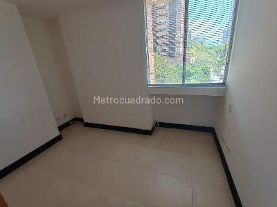 Apartamento de 3 alcobas en arriendo en El Poblado, Medellín, 110 m² · foto 19 de 20