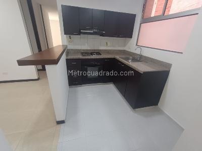 Apartamento de 2 alcobas en arriendo en El Poblado, Medellín, 83 m² · foto 6 de 20