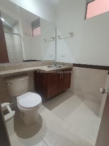 Apartamento de 2 alcobas en arriendo en El Poblado, Medellín, 83 m² · foto 11 de 20