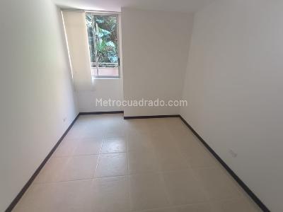 Apartamento de 2 alcobas en arriendo en El Poblado, Medellín, 83 m² · foto 13 de 20