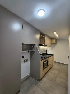Apartamento en arriendo en El Poblado, Medellín · foto 3 de 17