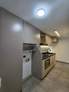 Apartamento en arriendo en El Poblado, Medellín · foto 4 de 17