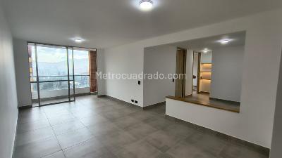 Apartamento en arriendo en El Poblado, Medellín · foto 8 de 17