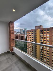 Apartamento en arriendo en El Poblado, Medellín · foto 10 de 17