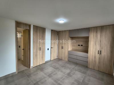 Apartamento en arriendo en El Poblado, Medellín · foto 12 de 17