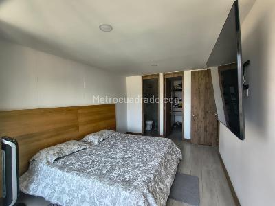 Apartamento de 2 alcobas en venta en El Poblado, Medellín, 86 m² · foto 4 de 20