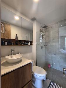 Apartamento de 2 alcobas en venta en El Poblado, Medellín, 86 m² · foto 11 de 20