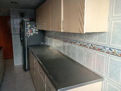 Apartamento de 3 alcobas en venta en La Candelaria, Medellín, 144 m² · foto 3 de 20