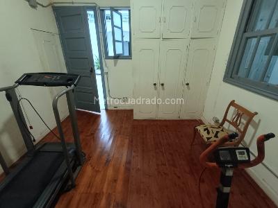 Casa de 5 alcobas en arriendo en Prado, Medellín, 550 m² · foto 17 de 20