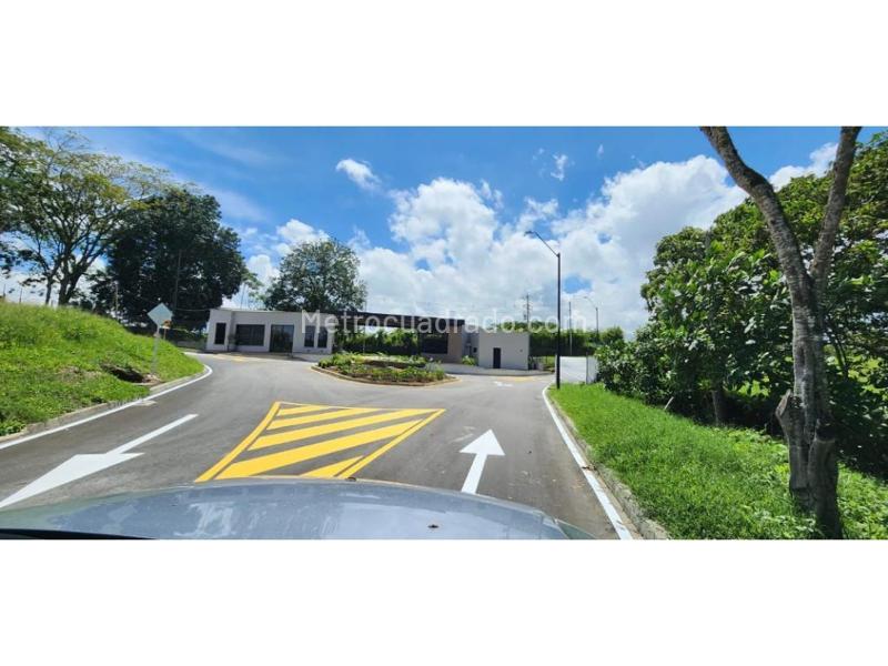 Lote en Venta, Cerritos, Pereira - Más