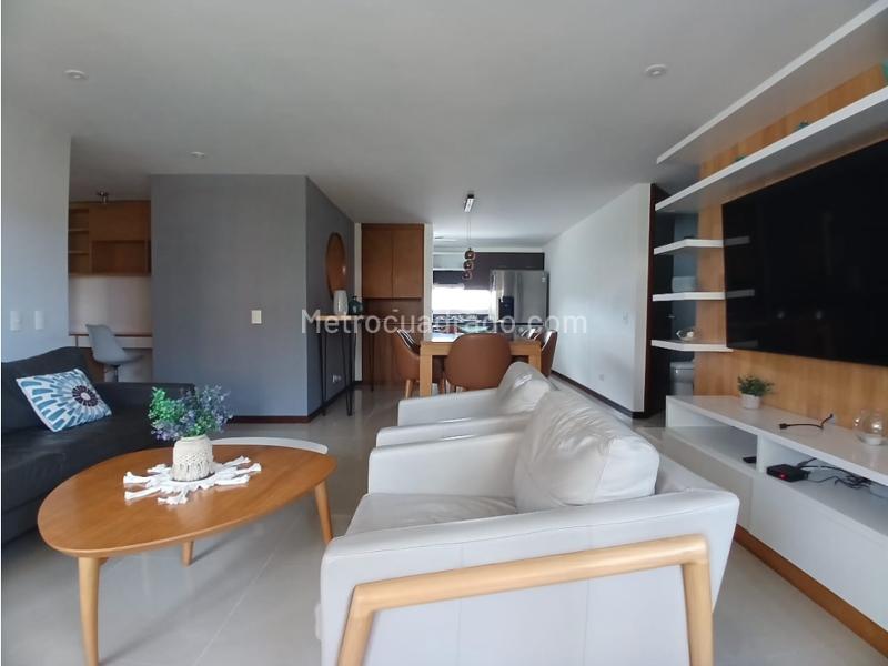 Spacious 4BR Furnished Apartment Near La Loma - 3