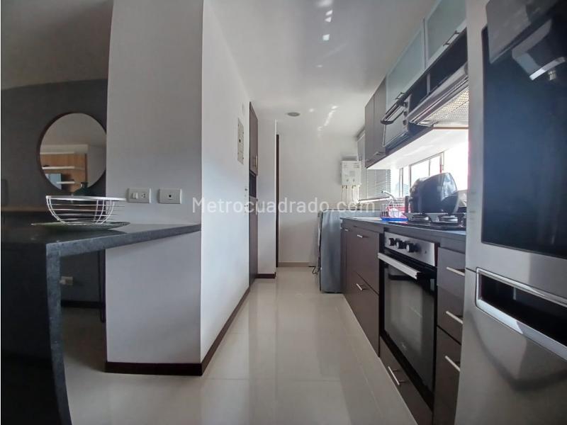 Spacious 4BR Furnished Apartment Near La Loma - 6