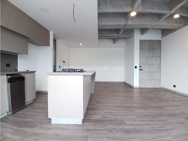 Brand-New 2BR Apartment with Balcony in Envigado (Los Mesa)