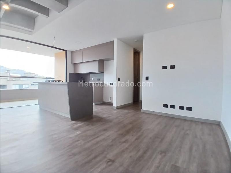 Brand-New 2BR Apartment with Balcony in Envigado (Los Mesa) - 3
