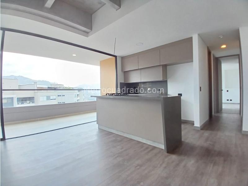 Brand-New 2BR Apartment with Balcony in Envigado (Los Mesa) - 4
