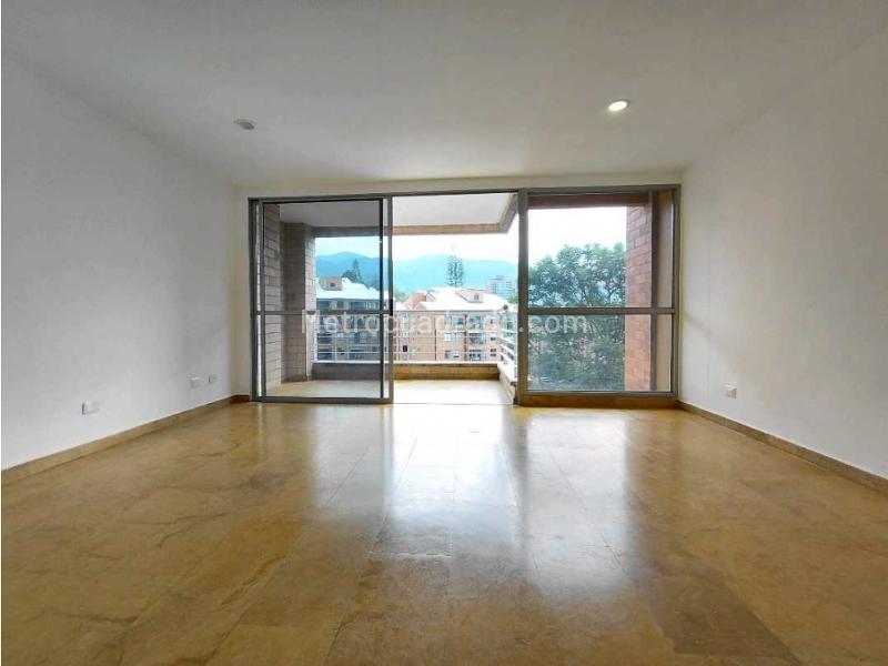 Amplio apartamento de 3 alcobas en Guadalcanal (97 m²) - 9