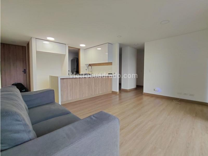 Apartamento moderno de 3 alcobas en Loma de las Brujas - 9