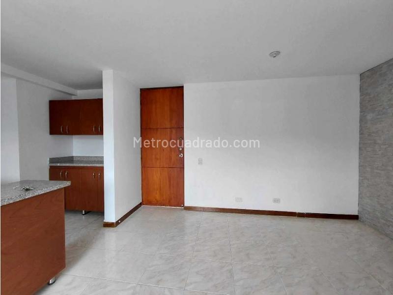 3BR Apartment in Las Flores (76 m²) - 5
