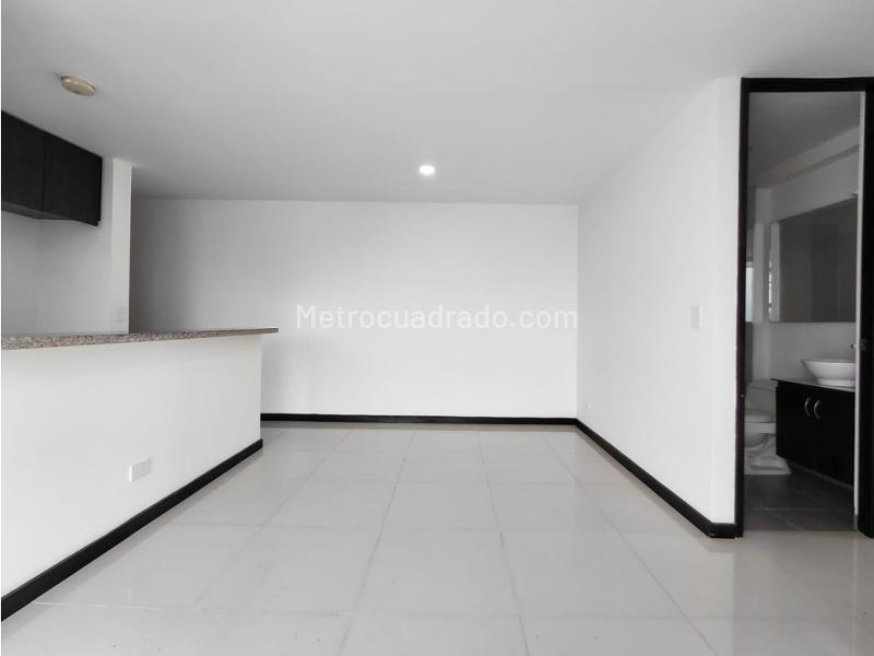 3BR Apartment in El Trianon (70 m²)