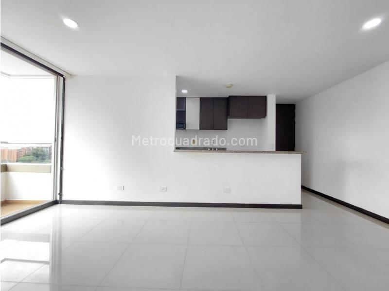 Apartamento en Arriendo, El Trianon, Envigado - 2