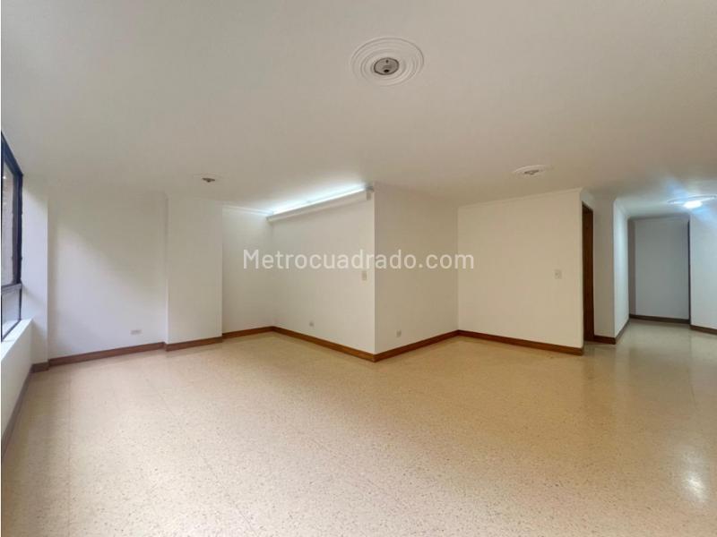3BR Apartment in Zuñiga (120 m²) - 2