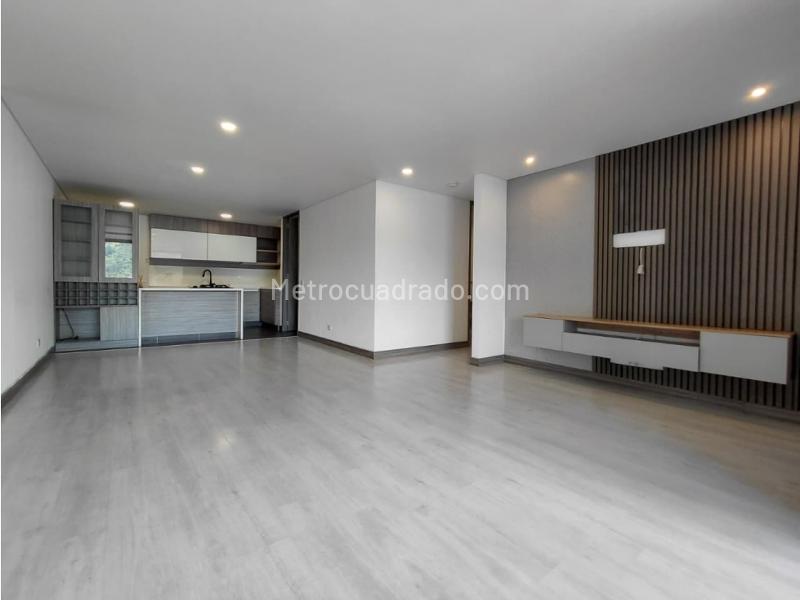 Piso – Envigado, Valle de Aburrá - Vista 2