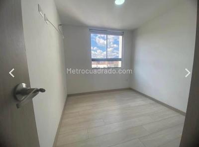 Apartamento de 3 alcobas en venta en Edificio Paris, Sabaneta, 85 m² · foto 4 de 9