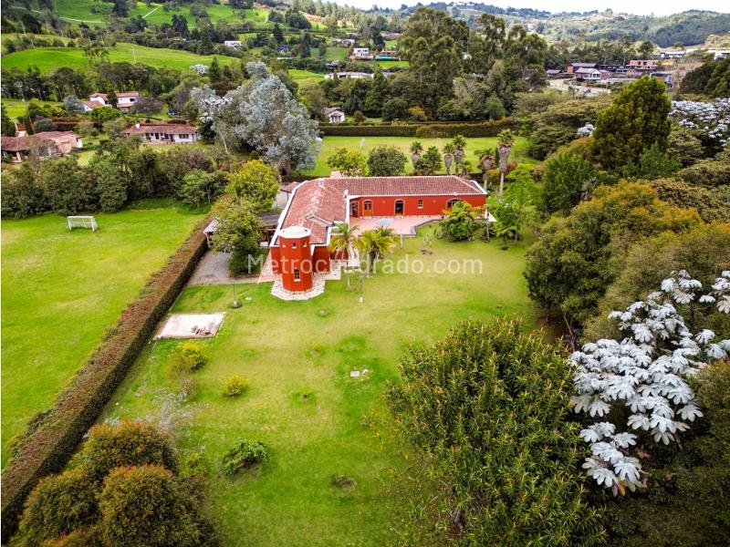 Country House for Rent in Alto De Las Palmas