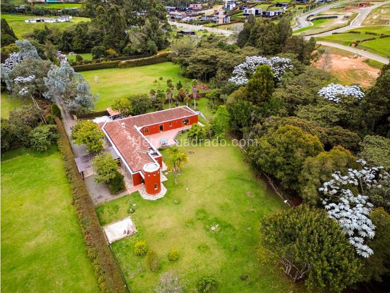 Country House for Rent in Alto De Las Palmas - 2