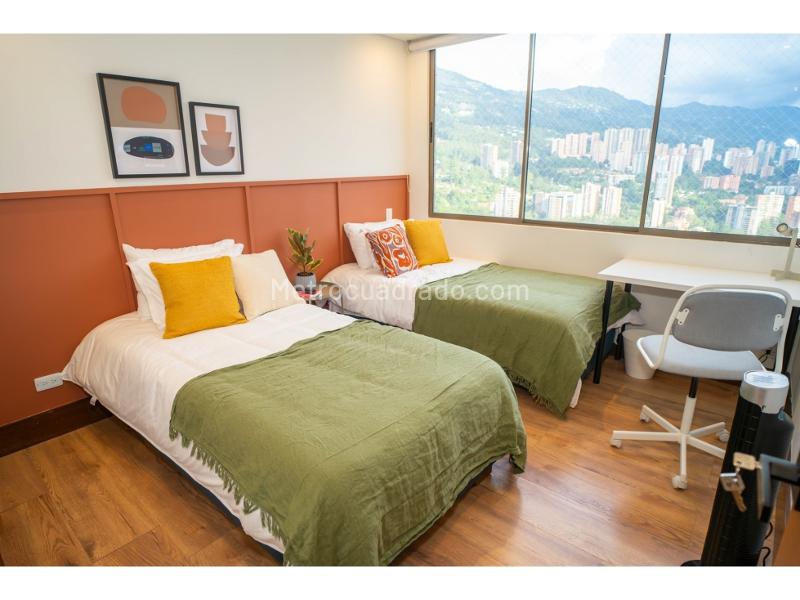 Apartamento Dúplex de 3 Alcobas con Vista a la Ciudad en Alto de Las Palmas - 9