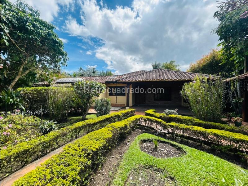 Casa campestre rústica en arriendo en Rionegro (Gualanday)