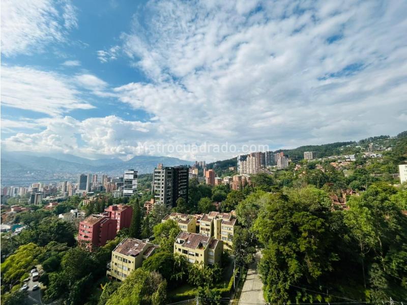 Espectacular Apartamento de 2 Alcobas en El Poblado