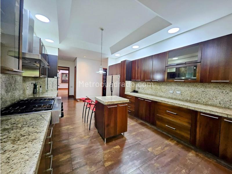 Casa Campestre de 5 Alcobas en Alto de Las Palmas - 4