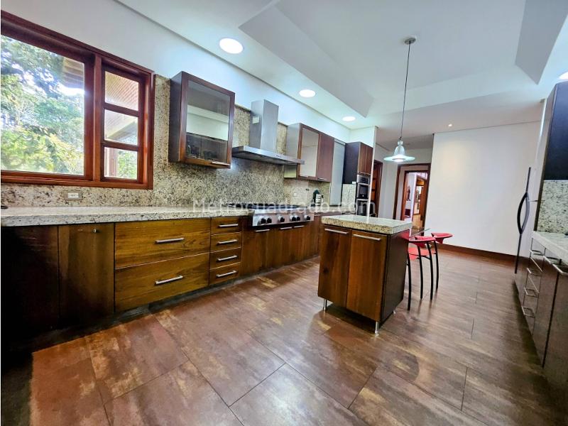 Casa Campestre de 5 Alcobas en Alto de Las Palmas - 7