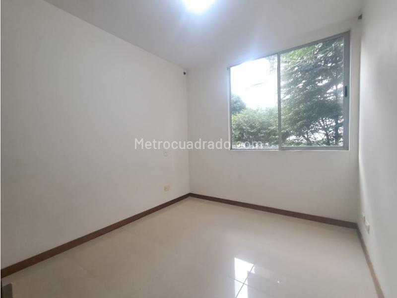 Piso – Medellín - Más