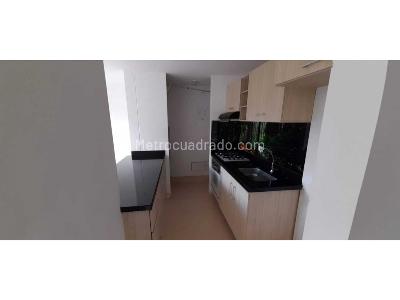 Apartamento de 3 alcobas en venta en Amazonia, Bello, 60 m² · foto 3 de 11