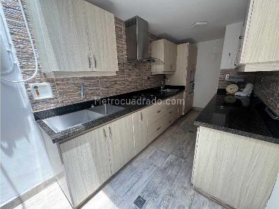 Casa de 3 alcobas en venta en Belen La Mota, Medellín, 113 m² · foto 2 de 19