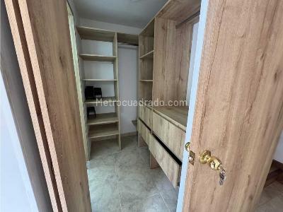 Casa de 3 alcobas en venta en Belen La Mota, Medellín, 113 m² · foto 9 de 19